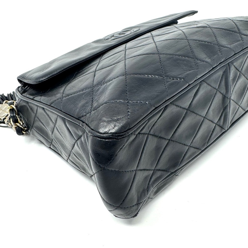 Chanel Vintage Black Quilted Camera Crossbody Bag –Quilted Caviar, Gold Hardware - Picture 7 of 15